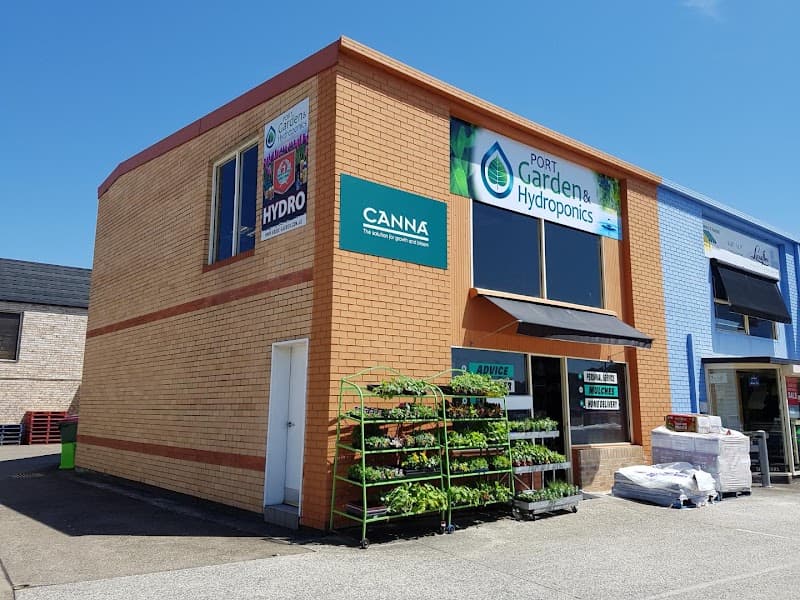 Port Garden & Hydroponics landscaping work in Port Macquarie