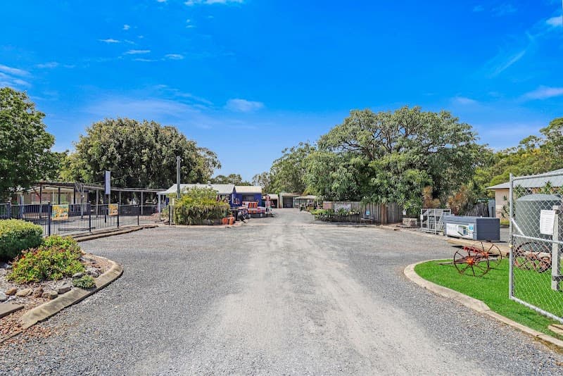 Possum Paradise Landscape Supplies gardening work in Urangan