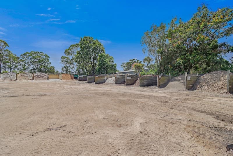 Possum Paradise Landscape Supplies gardening work in Urangan