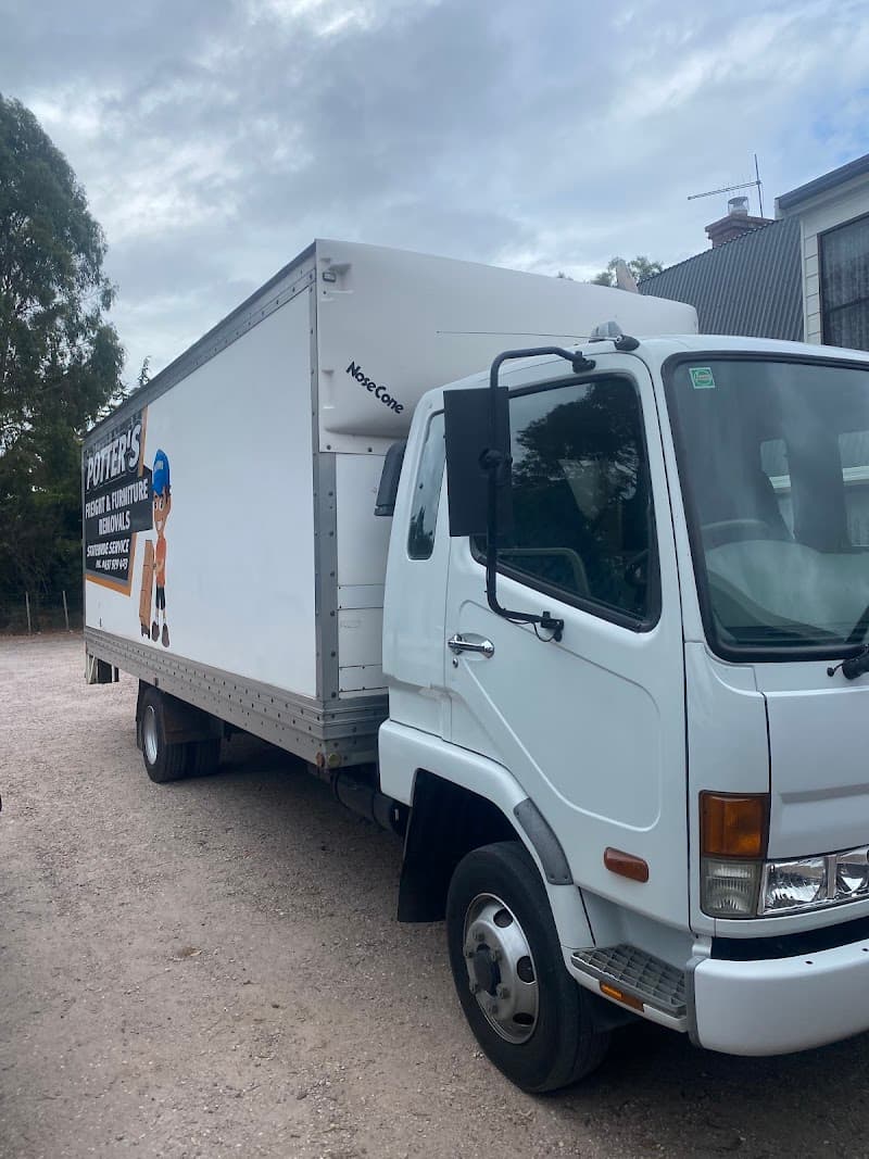Potters Freight & Furniture Removals removalist work in Latrobe