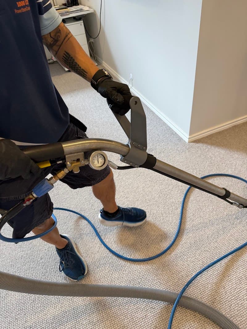 Power Steam Cleaning carpet cleaning work in Coorparoo
