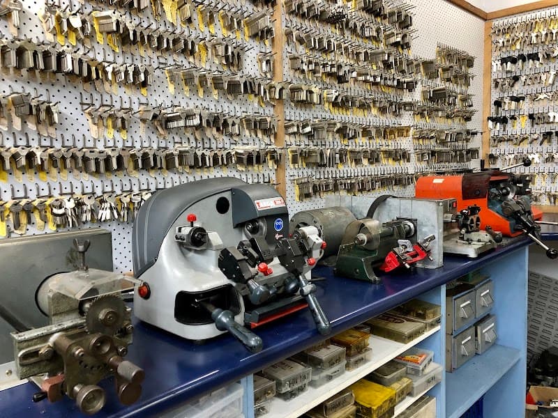 Preddeys Locksmiths Pty Ltd locksmith work in Miranda