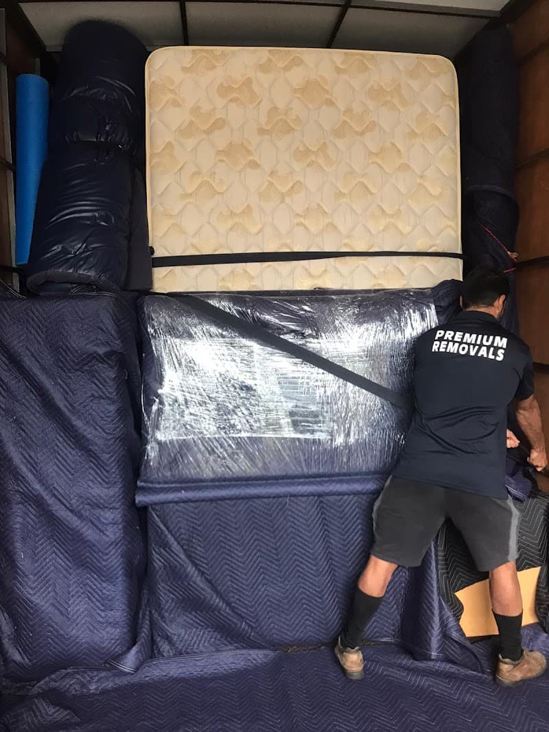Premium Gold Coast Removals removalist work in Surfers Paradise