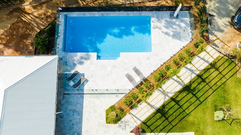 Premium Pools & Gardens pool builder work in Sumner