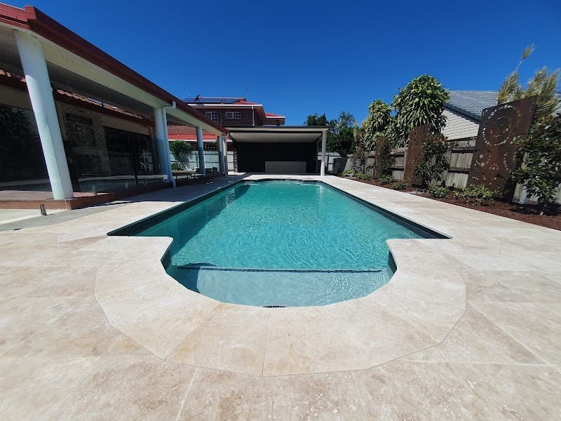 Premium Pools & Gardens pool builder work in Sumner