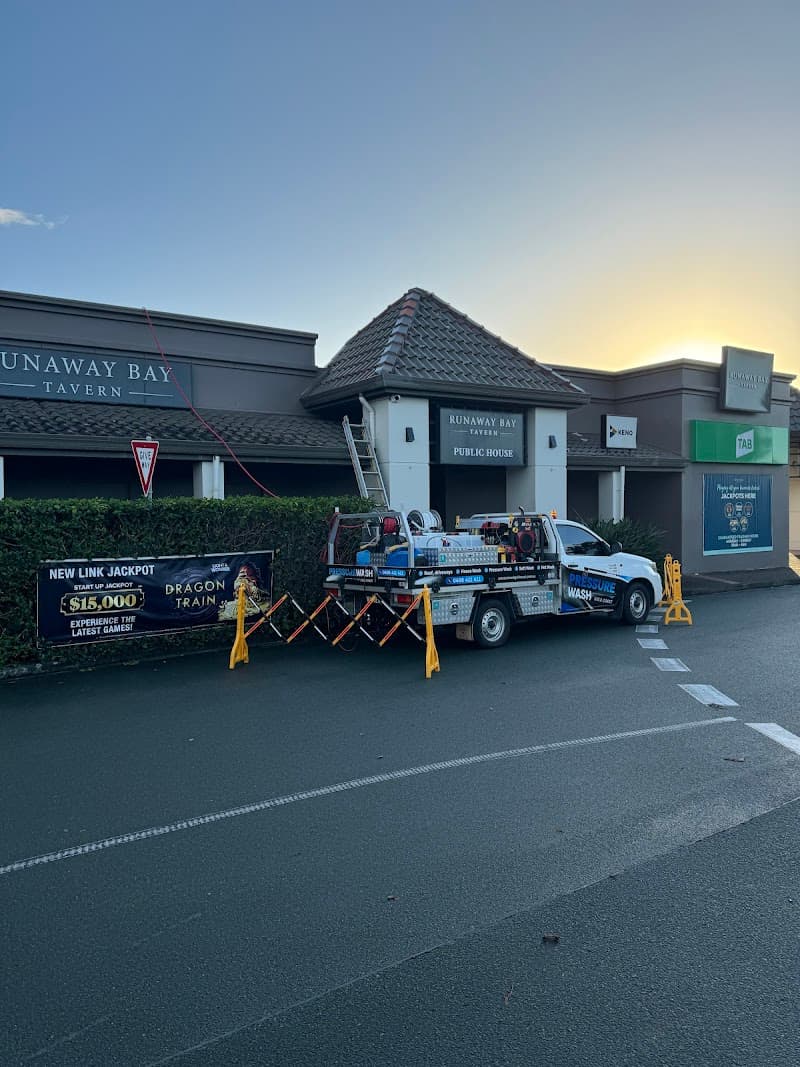 Pressure Wash Gold Coast pressure washing work in Nerang