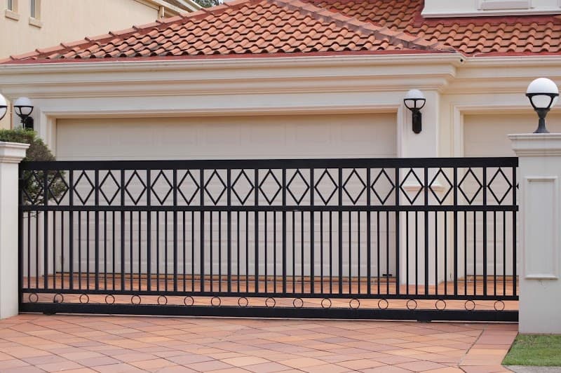 Prestige Fencing & Gates fencing work in Goodna