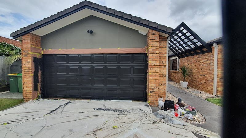 Pro Painters BG painter work in Varsity Lakes