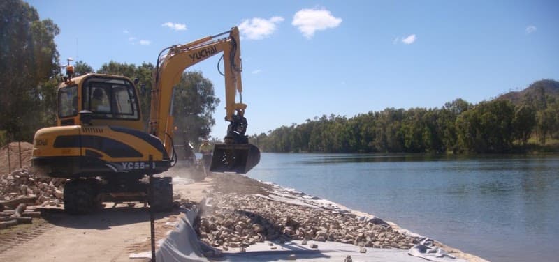 Professional Excavations demolition work in Bohle