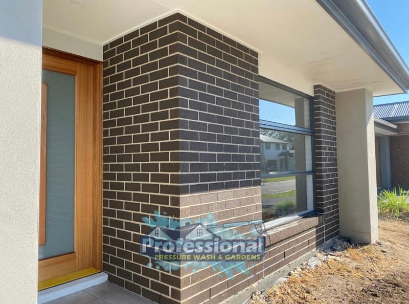 Professional Pressure Wash pressure washing work in Mermaid Beach