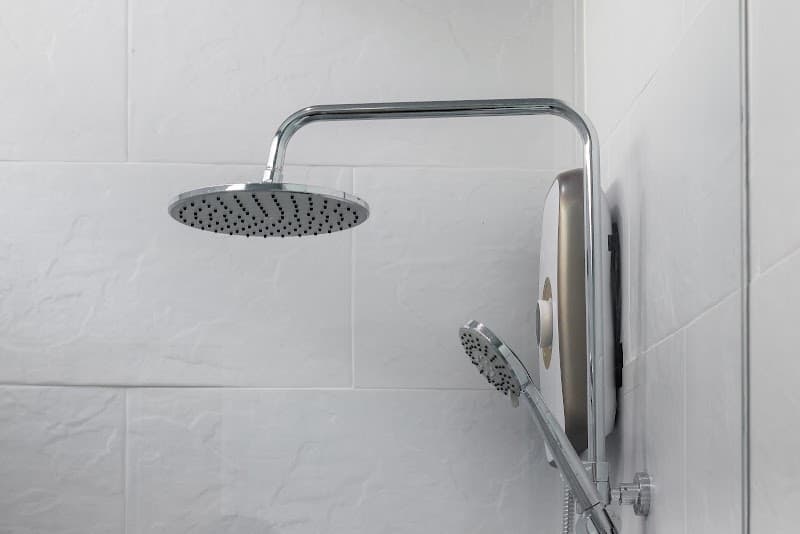 Prompt Plumbing and Air plumber work in Seaford Heights