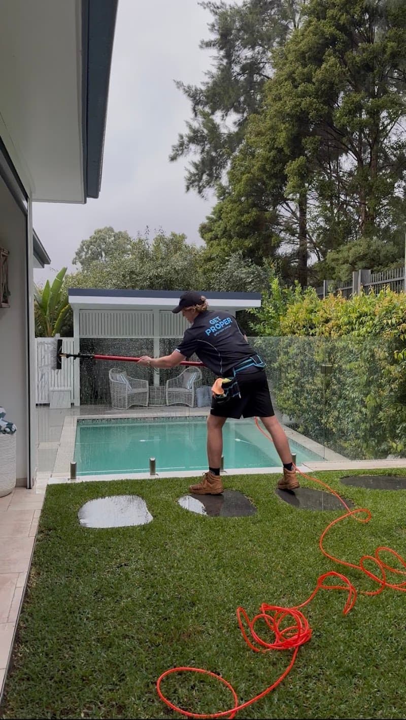 Proper Window Cleaning gutter cleaning work in Northmead