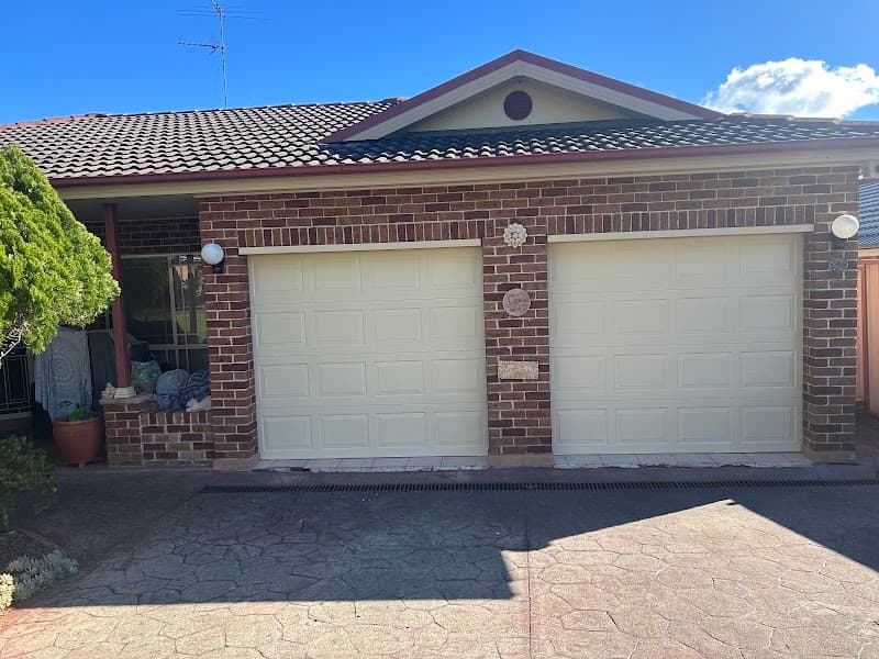 PT Garage Doors and Gates garage doors work in Menai