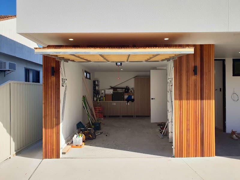 PT Garage Doors and Gates garage doors work in Menai