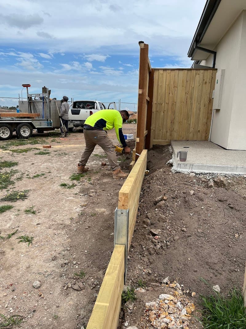 Pun Vic Fencing & Landscaping fencing work in Cranbourne