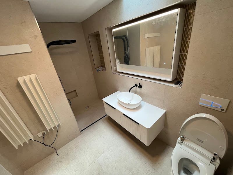 Q Bath Renovations Pty Ltd bathroom renovation work in Springwood