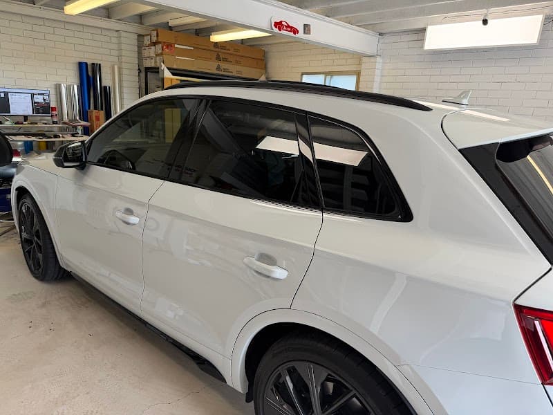 Q Tint Window Tinting Pty Ltd window tinting work in Tarragindi