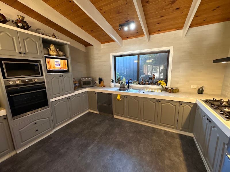 QHR Tiling tiling work in Flora Hill