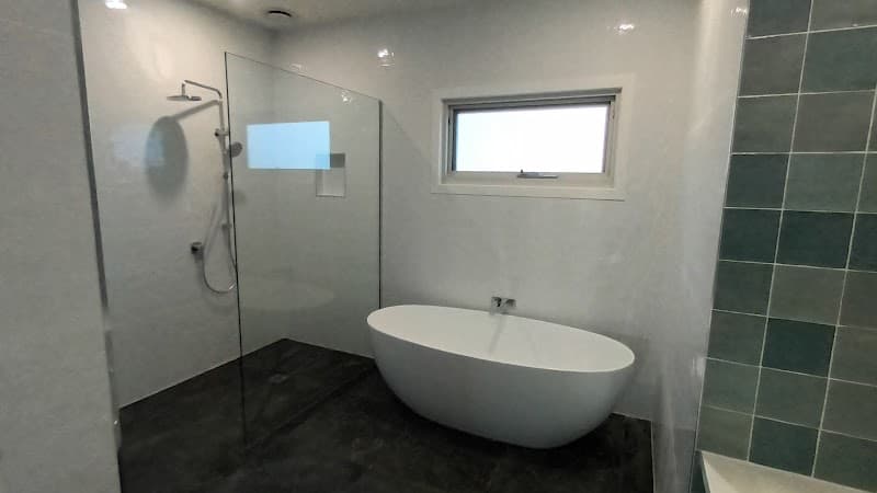 QHR Tiling tiling work in Flora Hill
