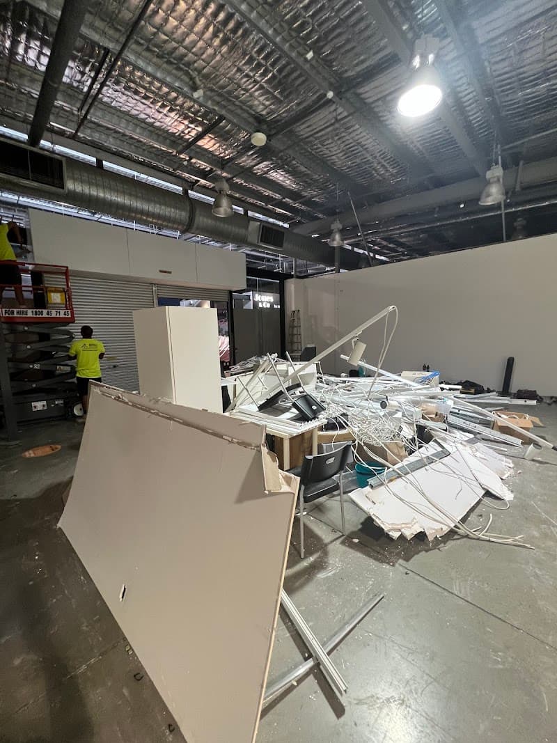 QLD Demo demolition work in Cleveland