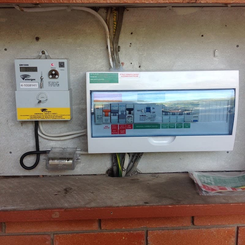 QLD Electrical & Solar pty ltd solar panel installation work in Margate