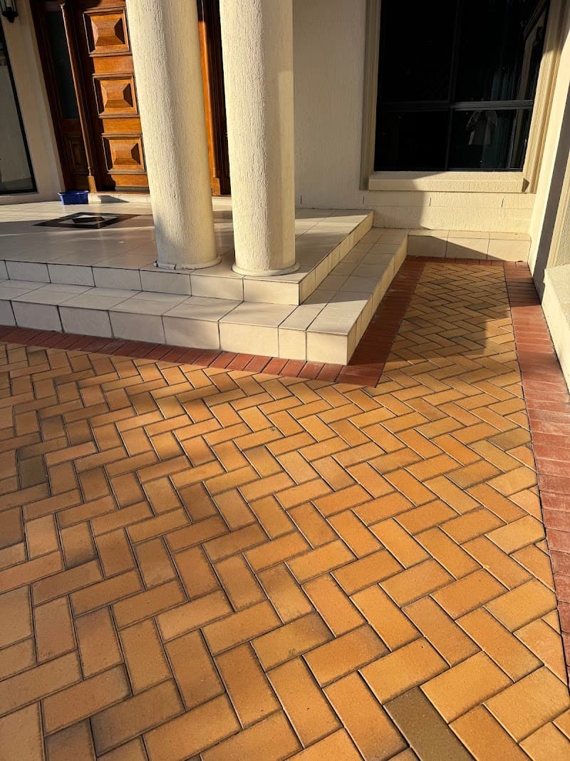 QLD Pressure Wash Solutions pressure washing work in West End