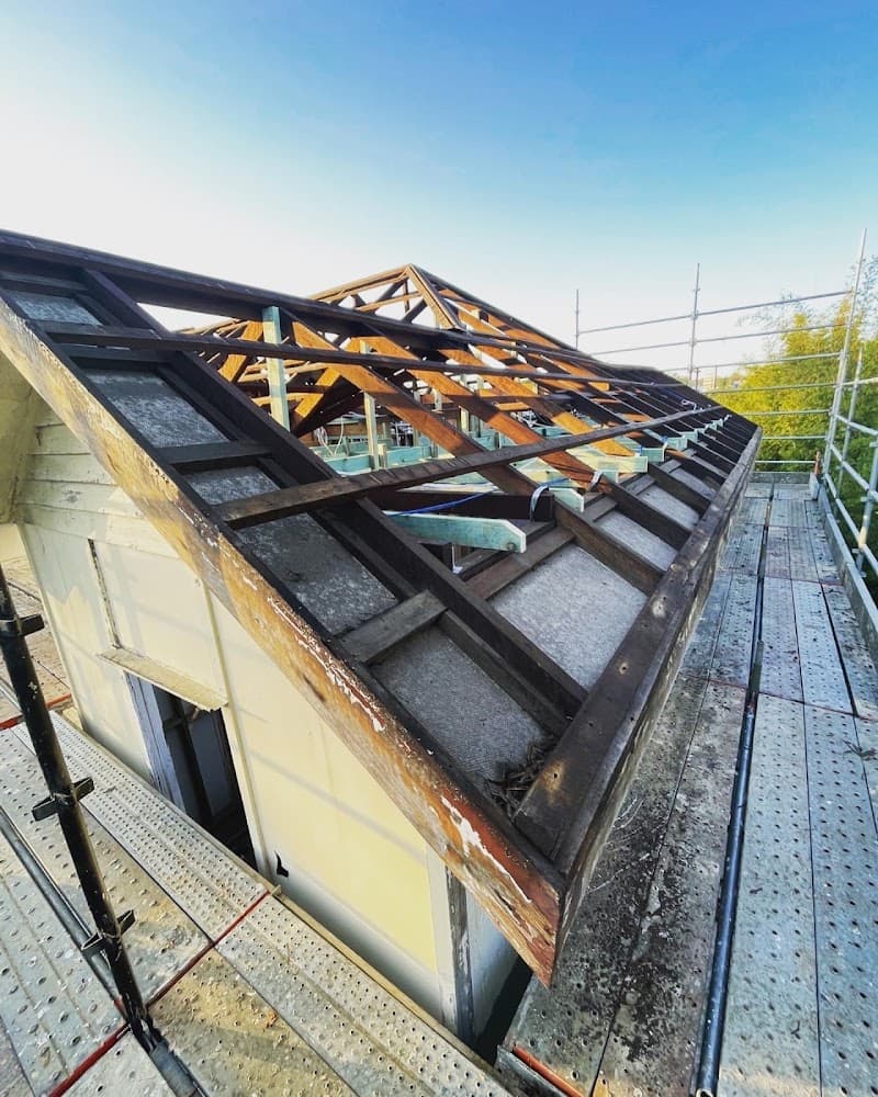 QLD Roof Solutions roofing work in Coomera