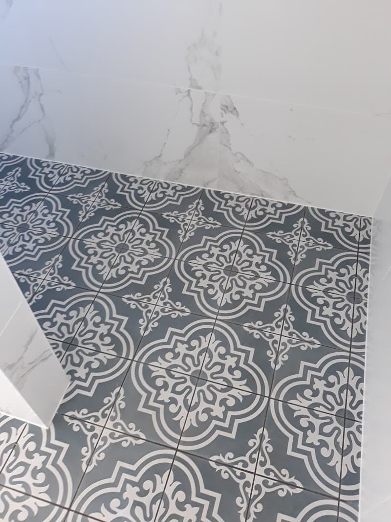 QLD WORLD TILES tiling work in Camira
