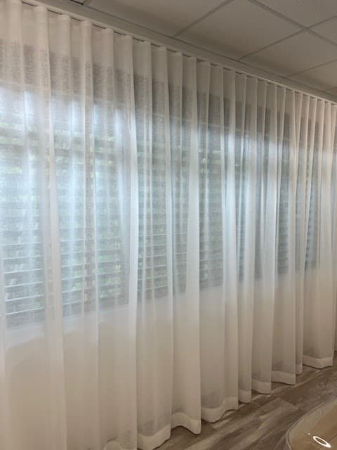 Queensland Blinds and Awnings curtains & blinds work in North Lakes