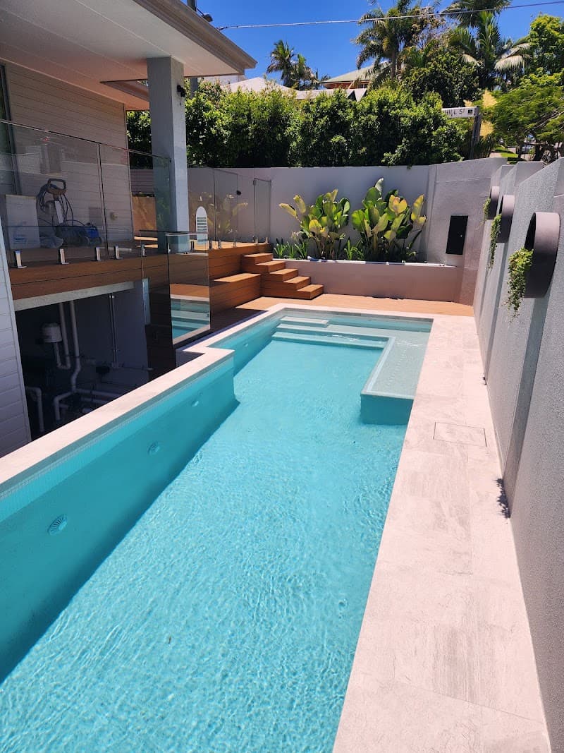 Queensland Family Pools & Spas pool builder work in Geebung