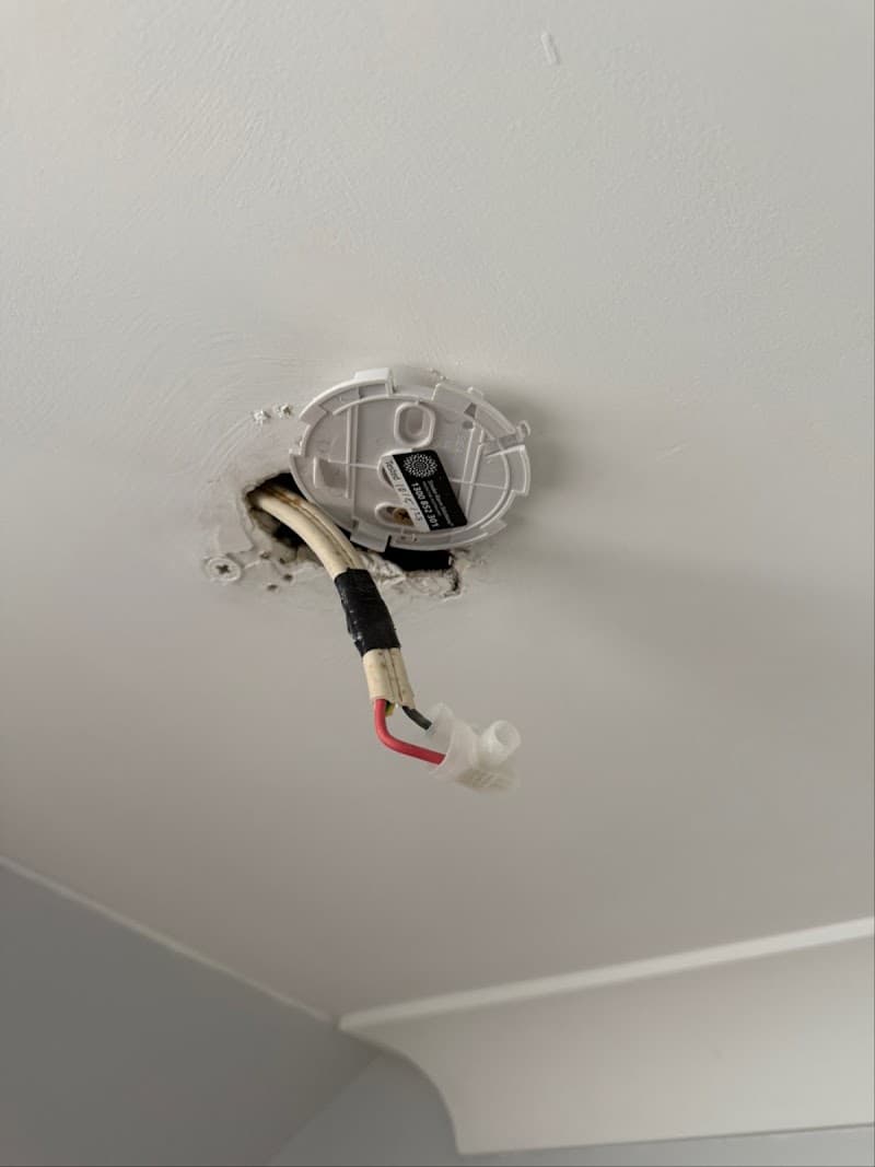 Queensland Fire & Electrical Solutions (QFE-Solutions) security & cctv work in Hermit Park
