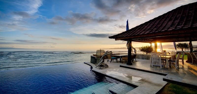 Queensland Pool Solutions pool maintenance work in Kallangur