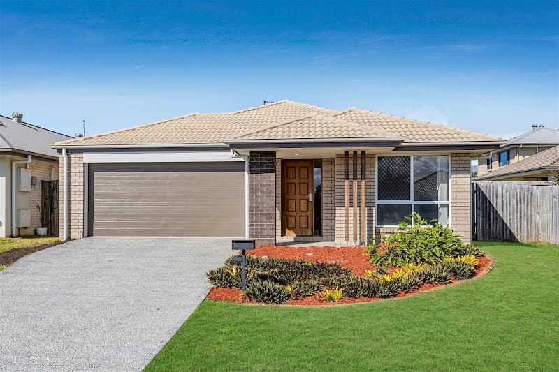 Queensland Quality Cleaning and Property Maintenance cleaning work in Narangba