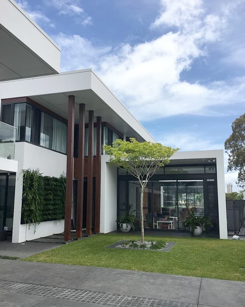 Queensland Tint Company window tinting work in Molendinar