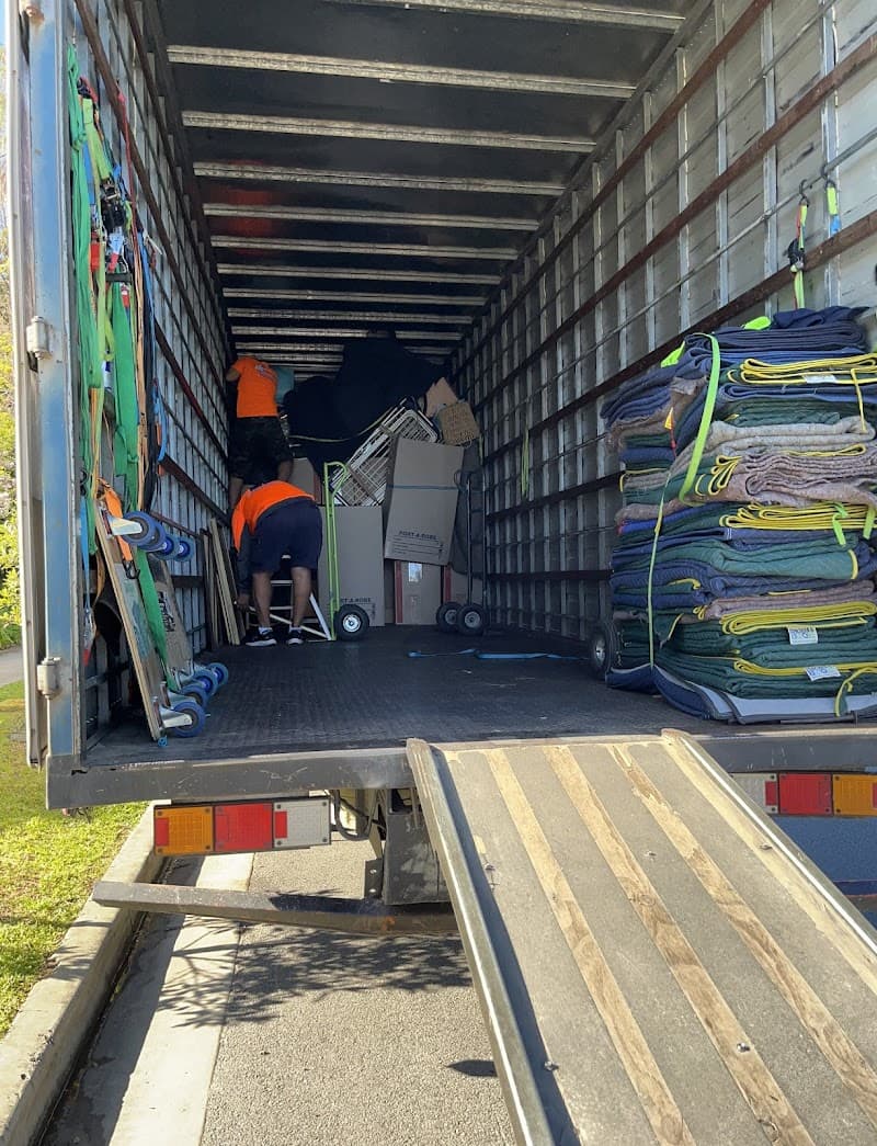 Quick & Easy removals and storage removalist work in Sydney