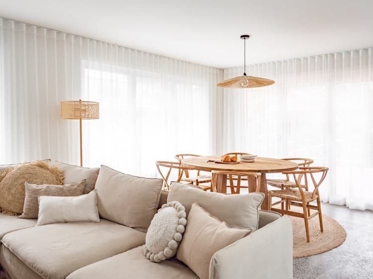 R & D Curtains curtains & blinds work in Caringbah