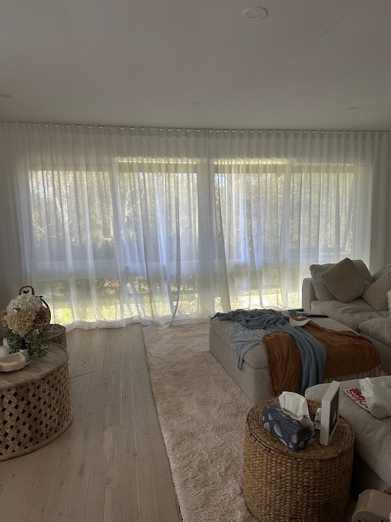R & D Curtains curtains & blinds work in Caringbah
