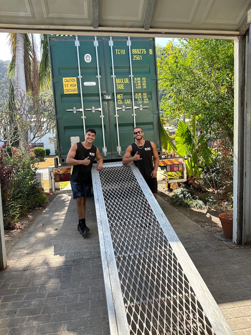 R2G Transport & Storage - Removalists Cairns removalist work in Cairns City