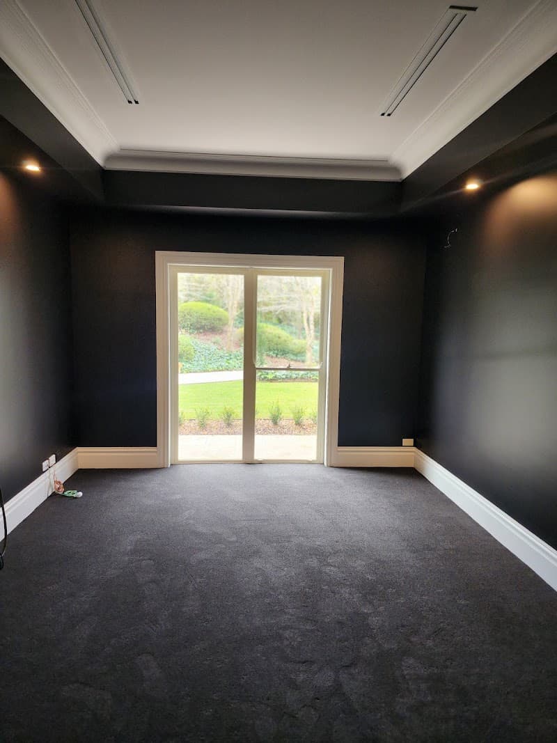 Rad Painting & Decoration Painters painter work in Emu Plains