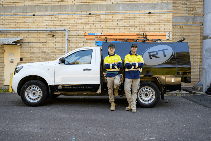 Raiden Technologies solar panel installation work in Miranda