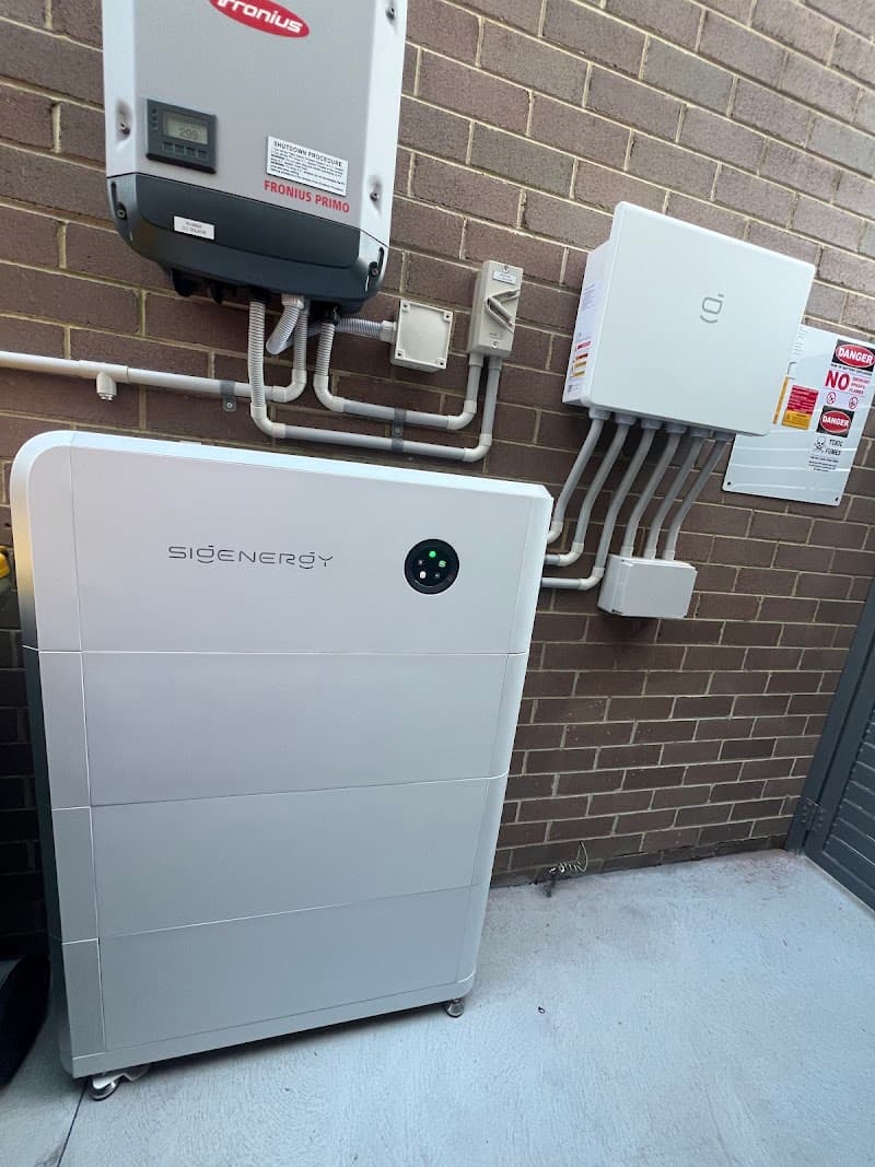 Raiden Technologies solar panel installation work in Miranda