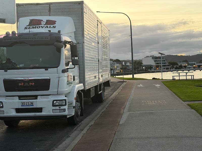 R&B Removals furniture assembly & tv mounting work in Glenfield Park