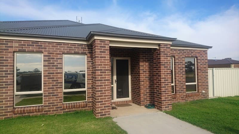 RCR Tint -Bendigo window tinting work in Eaglehawk