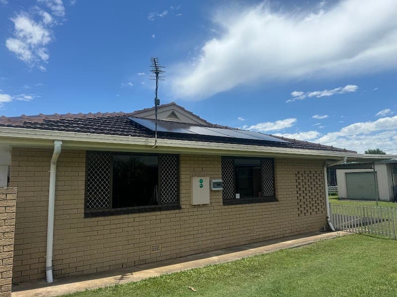 REA Solar solar panel installation work in Redland Bay