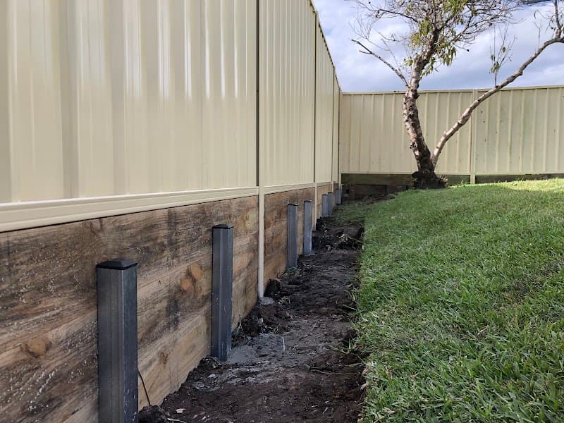 Rearden Fencing fencing work in Toronto