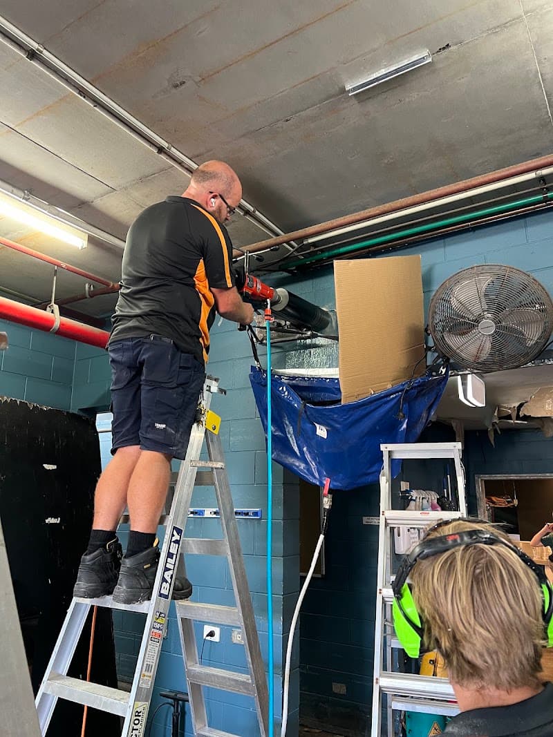 Recharged Air Conditioning Cairns air conditioning work in Cairns North