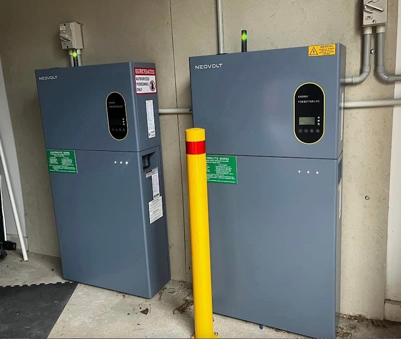 Redefining Solar solar panel installation work in Carrum Downs