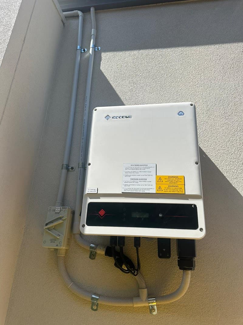 Redefining Solar solar panel installation work in Carrum Downs