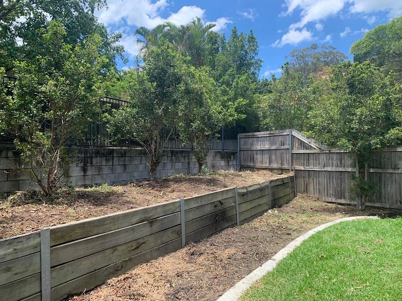 Redlands Tree Experts tree services work in Alexandra Hills