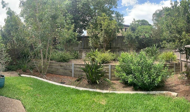 Redlands Tree Experts tree services work in Alexandra Hills